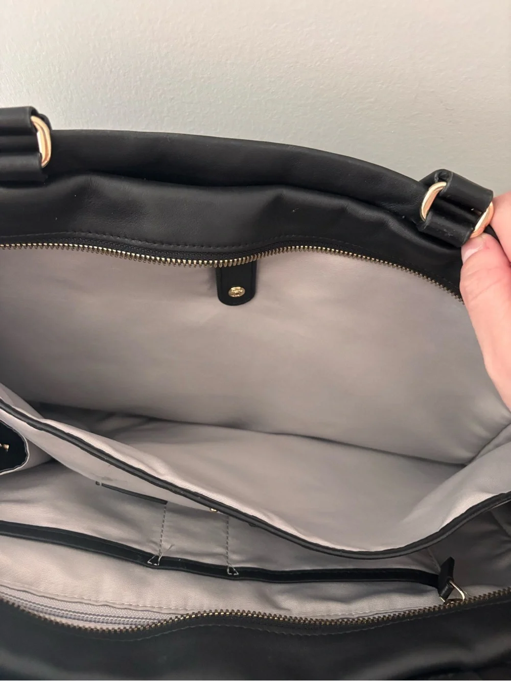 TUMI Voyageur Vail Black Leather Crossbody Bag with Gunmetal